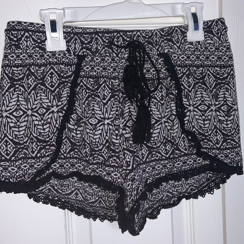 Black and White Indie Print Shorts- Women’s Small